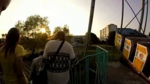 Заброшенный парк аттракционов.