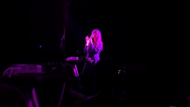 “The World Spins” Ana Roxanne (Julie Cruise Cover) смотреть онлайн