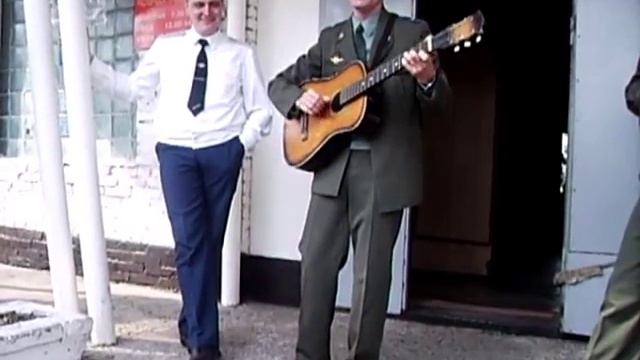 Дежурный по кпп.avi смотреть онлайн