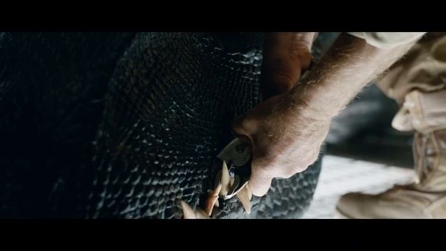 Индораптор сбегает из клетки/"Мир Юрского Периода 2" смотреть онлайн