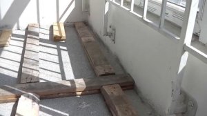 Сделать пол на балконе из дерева