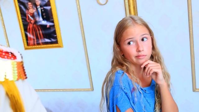 Пропала королева / Бедная девочка попала в королевскую семью (Часть 11) смотреть онлайн