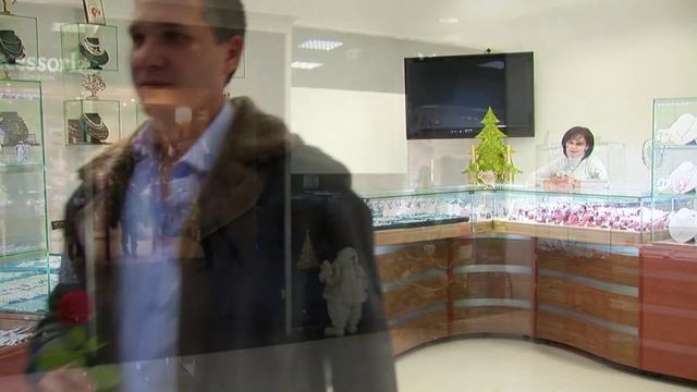 Love story. Оригинальное предложение руки и сердца в кинотеатре смотреть онлайн