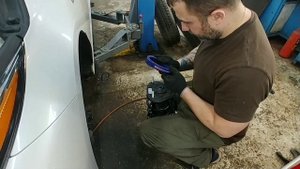 Toyota Prius Plug-in PHV 52 Увеличение клиренса с помощью проставок АПсервис