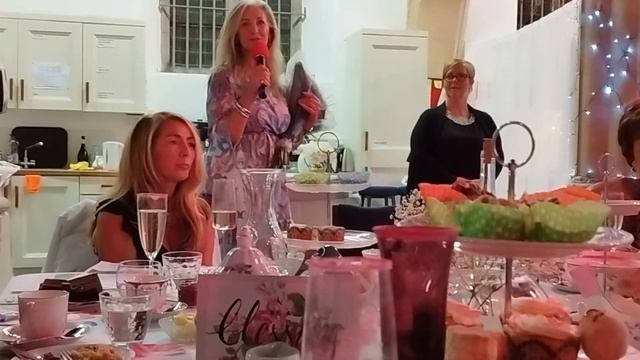 Женская вечеринка. С чем носить платье комбинацию. Как смывать косметику? Мой путь Надежды смотреть онлайн