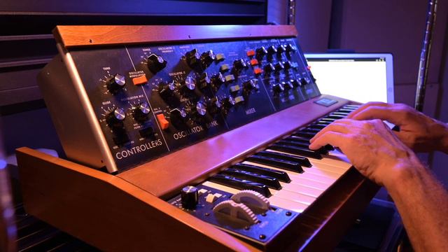 How To Program the Minimoog Ep.4. Keith Emerson's Patches смотреть онлайн