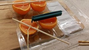 Поделки с детьми на Новый год , ароматические свечи своими руками ,поделки на школьную ярмарку