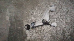 Subaru Foresret 2010 год 2,5л замена заднего верхнего рычага, тормоз. колодок, втул. стабилизатора