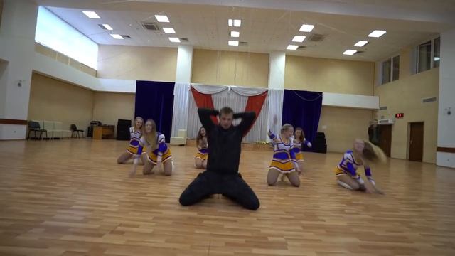 Танцы от Олега Майами