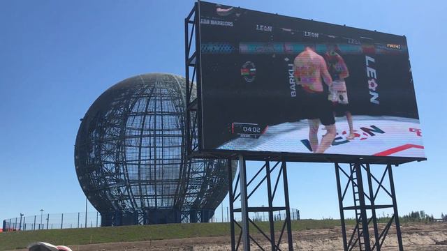 Светодиодный LED экран, Игора Драйв, пусконаладочные работы. Шаг пикселя 8 мм. 9237,6*5196 мм. смотреть онлайн