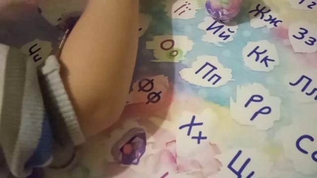 Как очистить парту от флуорисцентной краски смотреть онлайн