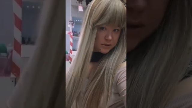 Обзор на #парик прямой длинный #блонд смотреть онлайн