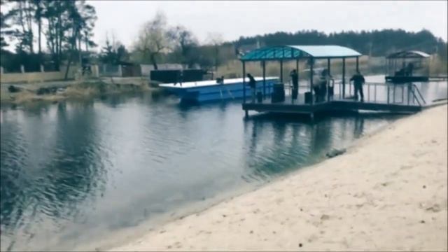 Бассейн, установка бассейна, необычная доставка