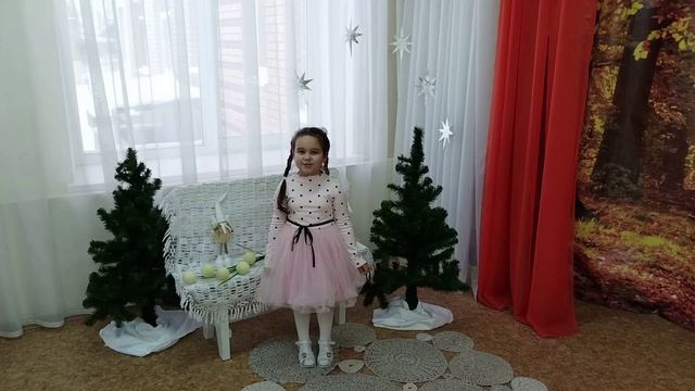 "В ожидании Рождества", написала Воронина Надежда, читает Калешева Валерия, 5 лет