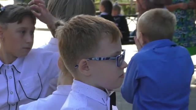 ПОЗДРАВЛЕНИЕ С ДНЕМ УЧИТЕЛЯ 2017г смотреть онлайн