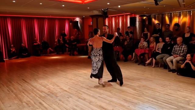 Танцуют Virginia Vasconi & Jaimes Friedgen ! А за окном то дождь, то снег, Эля Янбухтина смотреть онлайн