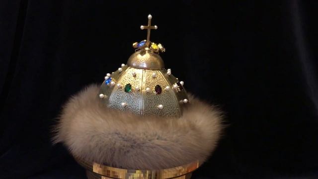 Шапка Мономаха от Марии Кореневой. Ручная работа. смотреть онлайн