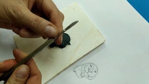 Создание керамической броши методом формования в гипсе. Урок 1.