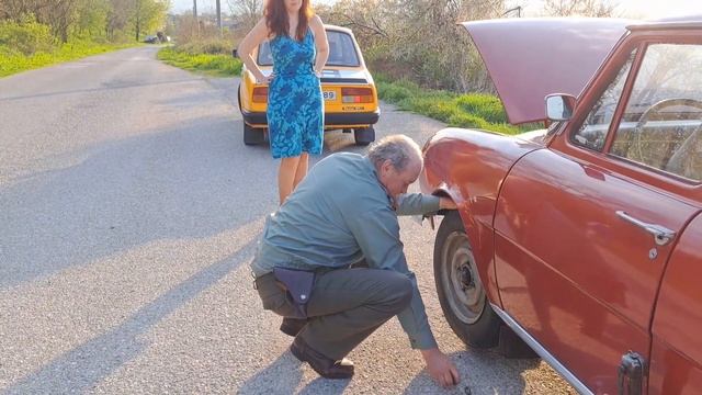 DEFEKT | VÝMENA KOLESA NA ŠKODA 100 PRÍSLUŠNÍKOM VB | VOLÁM ŽANDÁRE | 2023 смотреть онлайн