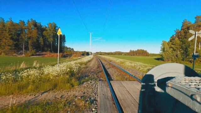 Maisemavideo Uusikaupunki-Turku | Tka7-veturin kyydissä смотреть онлайн