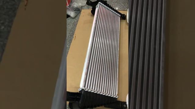 Két làm mát Turbo mazda BT50/Ranger/2.2/3.2 (12-17) UK01-13-550A, UK0113550A смотреть онлайн