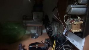 автоматическая кормушка для домашних животных своими руками