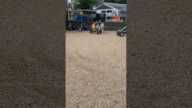 Lonely racer смотреть онлайн