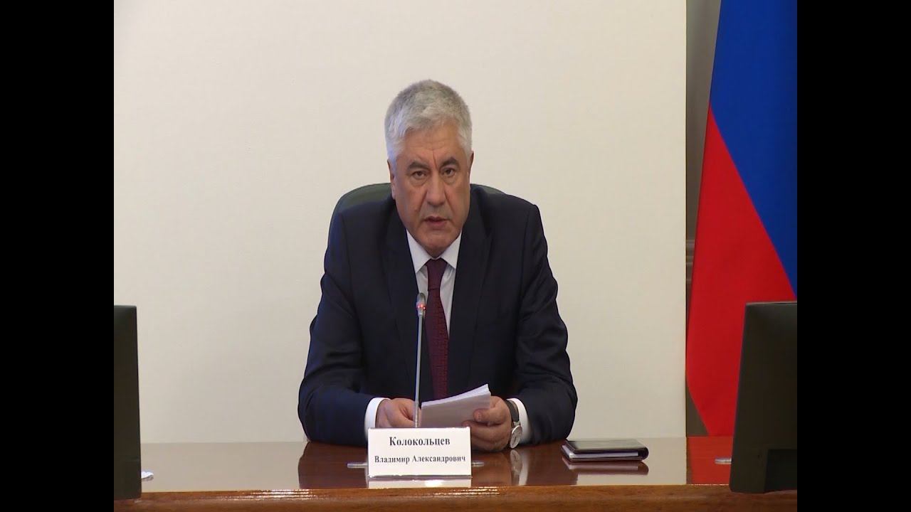 Владимир Колокольцев представил личному составу нового начальника УМВД России по городу Севастополю