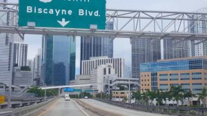Америка. Центр Майами. Downtown of Miami.