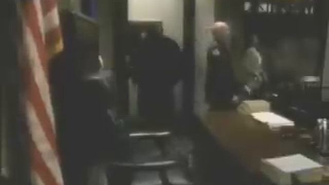 Evangeline in Court - 11/11/2005 смотреть онлайн