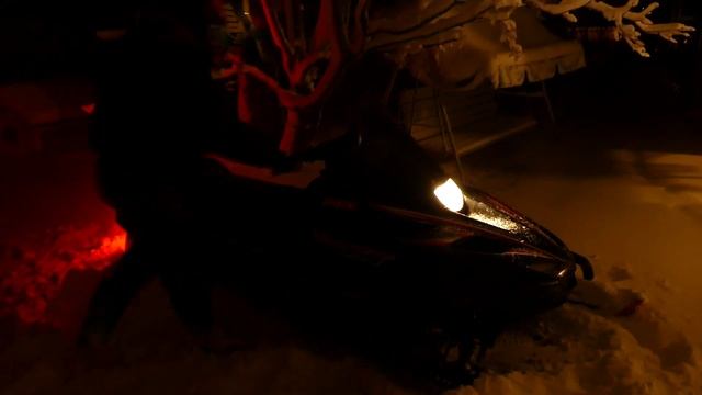 Yamaha V-Max 500 1998 2-Stroke Snowmobile Start Up & Sound смотреть онлайн