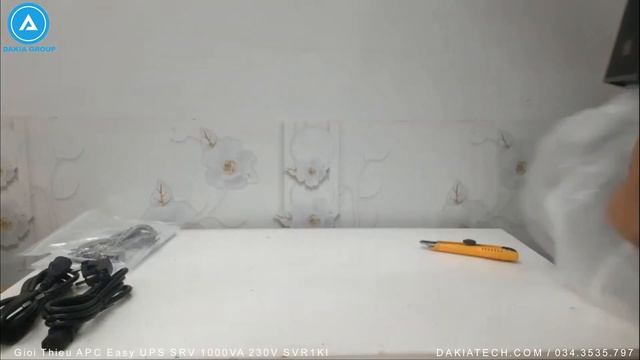 Giới thiệu Bộ Lưu Điện UPS APC SRV1KI 1000VA 230V - APC EASY UPS смотреть онлайн