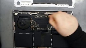 Macbook Pro A2159 Two Type C Port 2019 LogicBoard   MotherBoard Disassembly Removal