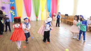 сад 49 группа Зайчики 8 03 2019 зажигательный танец Салажата