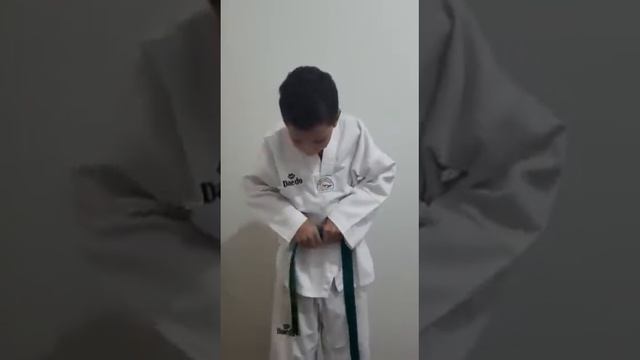 COMO AMARRAR A FAIXA DE TAEKWONDO смотреть онлайн
