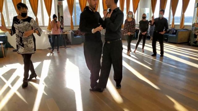 Argentine tango lesson: "Los Twins" Nicolás & Germán Filipeli - Master Class смотреть онлайн