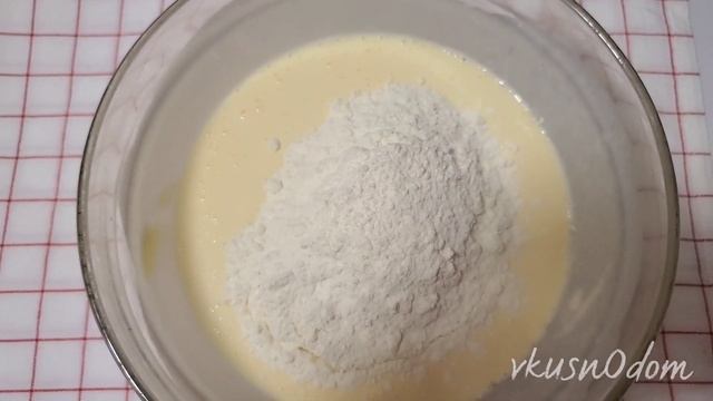 Пицца на сковороде.Быстро,просто и очень вкусно! Отличная идея для завтрака.Делюсь с Вами рецептом⬇