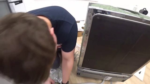 Посудомойка Бош. Установка смотреть онлайн