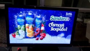 Выбор источника сигнала в мониторе Samsung