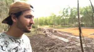 Ветреная и дождливая погода в СПБ. Парк для северных Волков