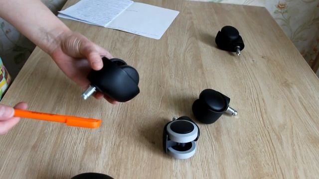 Ремонт офисных кресел и запчасти   ролик колесо