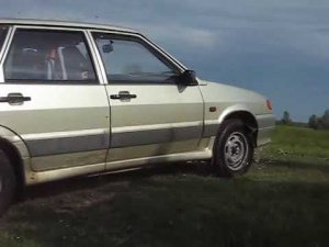 Lada Samara 2115 брод, оффроад