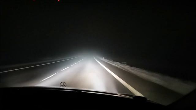 Mercedes Benz C320 bi led test смотреть онлайн