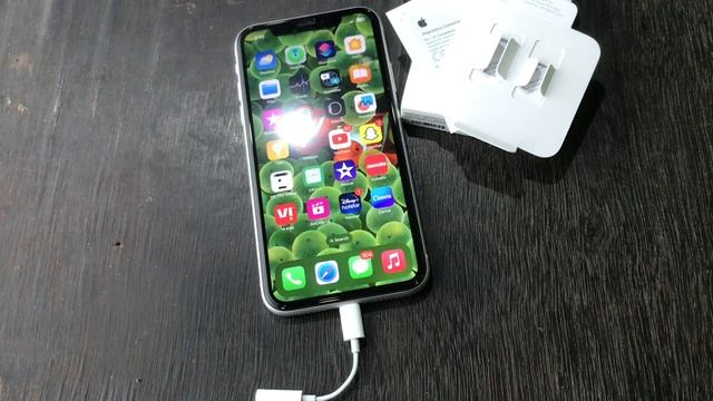 Unboxing Original Apple Lightning to 3.5mm Headphone Jack Adapter for iPhone | Review смотреть онлайн