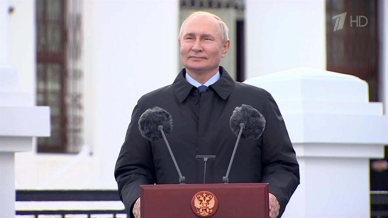 Владимир Путин принял участие в церемонии запуска участка трассы М-12 "Восток"