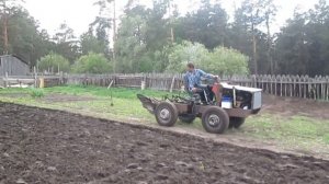 Минитрактор "ЗВЕРЬ". Пахота.