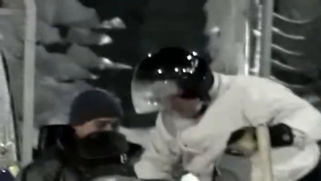 Ski Trip Sun, One man bob and Lunch! смотреть онлайн