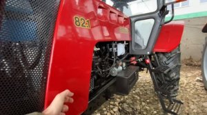 Новый трактор Беларус-82.1 в красном цвете или МТЗ-82.1 в синем цвете?