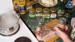 Как приготовить свиные щеки