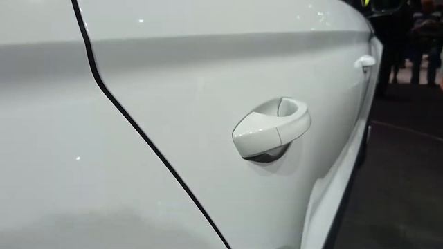 New Skoda Kodiaq система защиты двери при открывание.